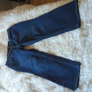 Straight-leg jeans
